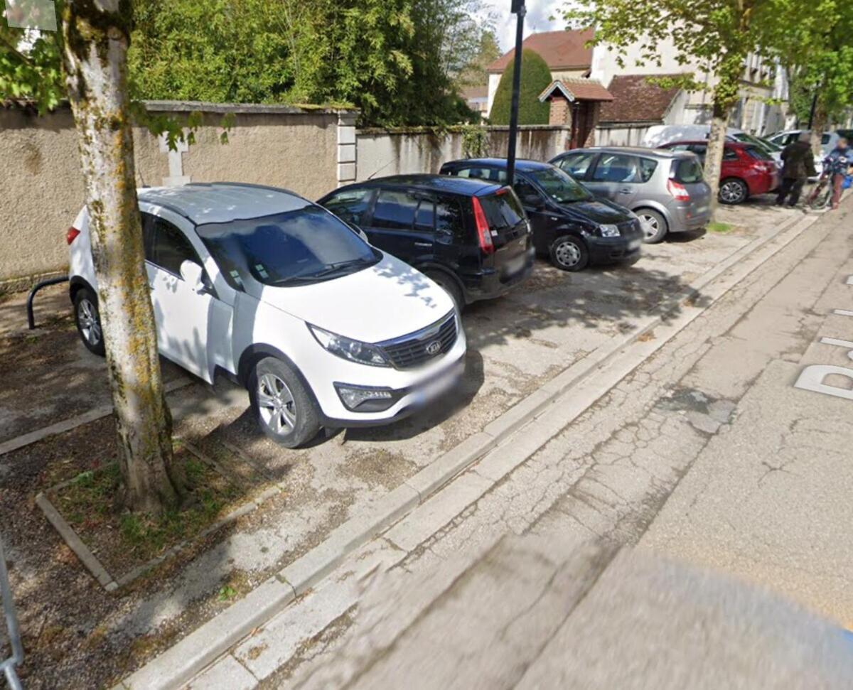 Maison De Ville Avec Parking Gratuit Chablis Exteriér fotografie
